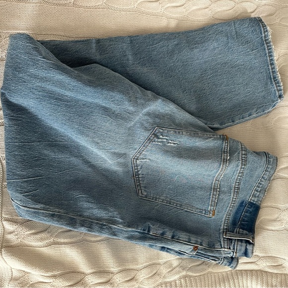 Abercrombie & Fitch Light Blue 90s Straight Ultra High Rise Jeans Size 34 (18) - Picture 7 of 12